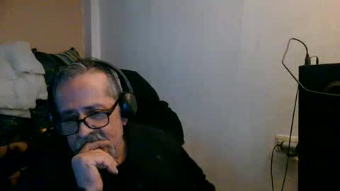 neron401 online show from February 26, 6:29 pm