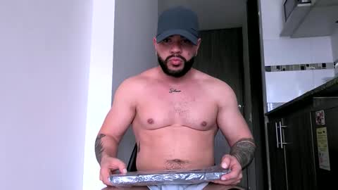 Snapshot of neron_xxl chatting on November 30, 1:26 pm neron XXL online show from November 30, 1:26 pm