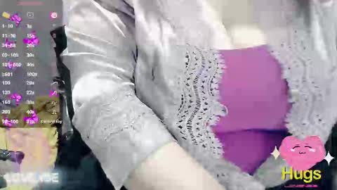 neslihan online show from February 21, 11:50 pm