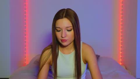 Nessa online show from January 19, 9:13 pm