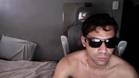 nessgoldendickboy2899 online show from October 22, 9:47 pm