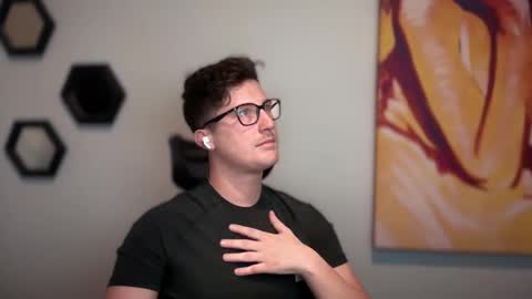 Snapshot of netflixhumanicorn chatting on December 22, 10:15 pm RyRy online show from December 22, 10:15 pm