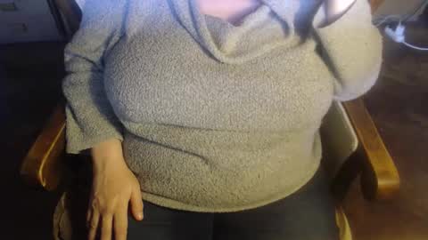 Lilly  online show from November 26, 11:11 am