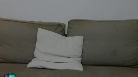 Snapshot of new_simi_74 chatting on February 15, 7:06 pm simi online show from February 15, 7:06 pm