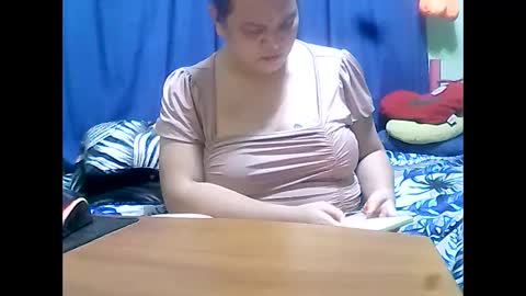 Snapshot of new_taboo_fetishqueen chatting on January 27, 2:20 am mariapaula online show from January 27, 2:20 am