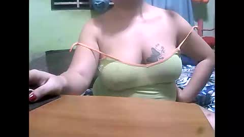 Snapshot of new_taboo_fetishqueen chatting on September 22, 3:47 pm mariapaula online show from September 22, 3:47 pm
