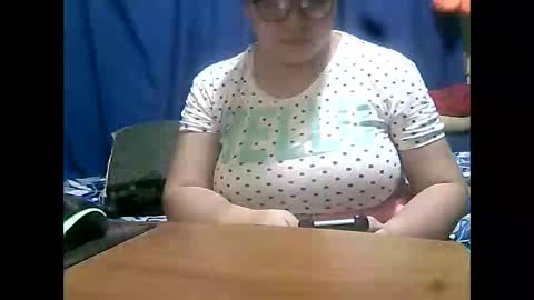 Snapshot of new_taboo_fetishqueen chatting on October 16, 7:20 am mariapaula online show from October 16, 7:20 am
