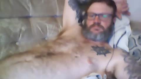 Snapshot of newbreed666 chatting on December 14, 10:28 pm NEWBREED666 online show from December 14, 10:28 pm