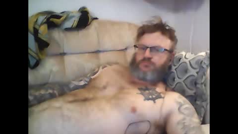 Snapshot of newbreed666 chatting on December 26, 12:14 am NEWBREED666 online show from December 26, 12:14 am