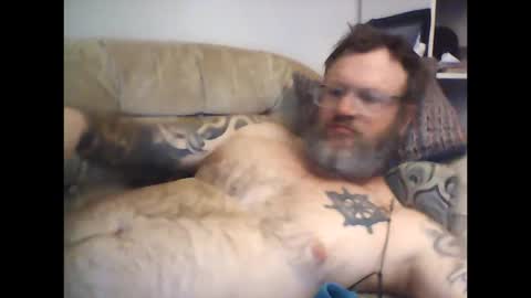 Snapshot of newbreed666 chatting on October 16, 10:33 pm NEWBREED666 online show from October 16, 10:33 pm