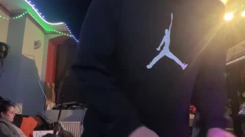 Snapshot of newcouple2023 chatting on November 17, 11:43 pm newguy2025 online show from November 17, 11:43 pm