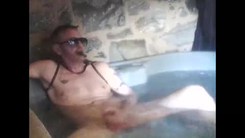 newfun11 online show from November 4, 5:23 pm