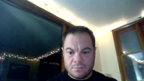 Snapshot of newguy81240 chatting on December 26, 10:31 pm Newguy81240 online show from December 26, 10:31 pm