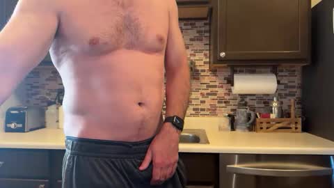 Snapshot of newguy_097 chatting on November 29, 11:41 pm newguy_097 online show from November 29, 11:41 pm