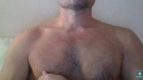 Snapshot of newtyguy90 chatting on December 6, 9:43 am newtyguy90 online show from December 6, 9:43 am