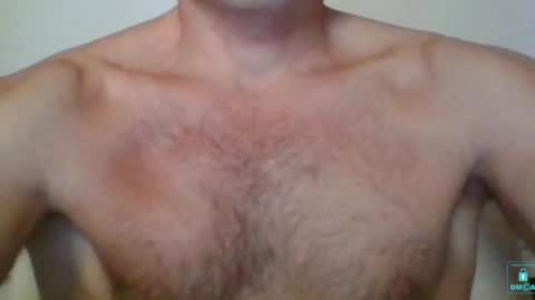 Snapshot of newtyguy90 chatting on January 2, 11:41 am newtyguy90 online show from January 2, 11:41 am