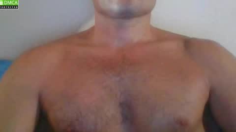 Snapshot of newtyguy90 chatting on September 20, 6:47 am newtyguy90 online show from September 20, 6:47 am