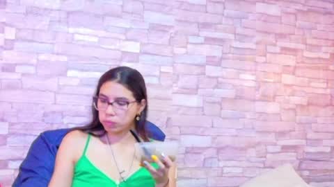 nextdoor_fantasy online show from May 29, 3:37 am