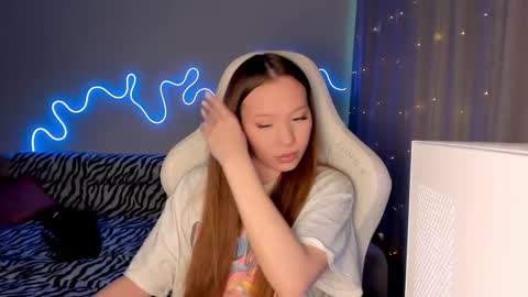 Mina online show from December 18, 9:59 am