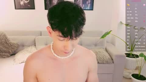 Snapshot of neythan__blaze chatting on October 15, 10:54 pm   online show from October 15, 10:54 pm