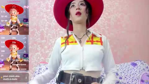 NEZUKO MITSURI online show from October 28, 4:20 pm