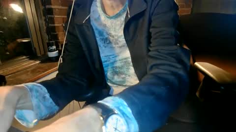 Snapshot of nfgwholoves2cum chatting on October 29, 2:36 am NFG Nice Friendly Guy Dick online show from October 29, 2:36 am