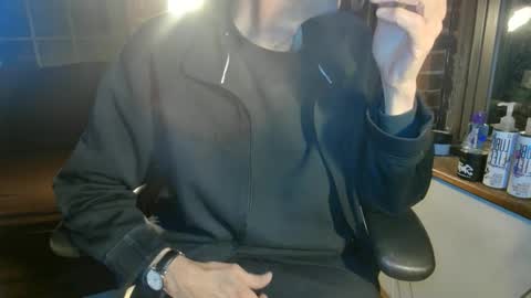 Snapshot of nfgwholoves2cum chatting on November 5, 12:21 am NFG Nice Friendly Guy Dick online show from November 5, 12:21 am