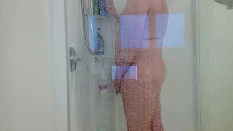 Snapshot of nhill567344 chatting on November 10, 6:23 am nhill567344 online show from November 10, 6:23 am