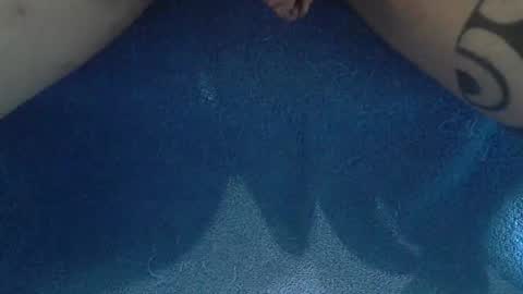 Snapshot of ni983 chatting on January 31, 9:37 am ni983 online show from January 31, 9:37 am