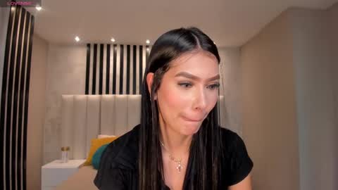 Snapshot of niasalvatore chatting on March 11, 7:14 pm Call me Nia online show from March 11, 7:14 pm