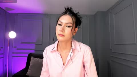 Snapshot of niasalvatore chatting on November 26, 7:04 pm Call me Nia online show from November 26, 7:04 pm