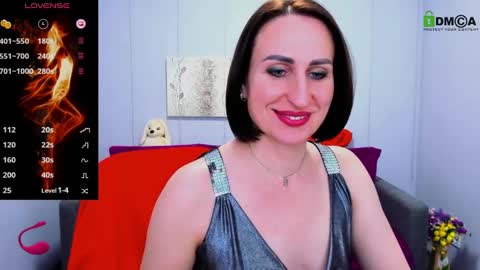 Snapshot of niasmithh chatting on February 22, 5:13 pm niasmithh online show from February 22, 5:13 pm