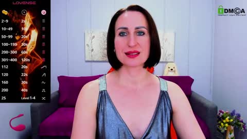 Snapshot of niasmithh chatting on February 28, 1:14 pm niasmithh online show from February 28, 1:14 pm