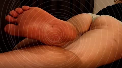 Kim online show from April 17, 3:04 pm