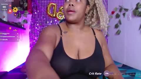 Snapshot of niawk_ chatting on October 10, 3:00 pm Niawk online show from October 10, 3:00 pm