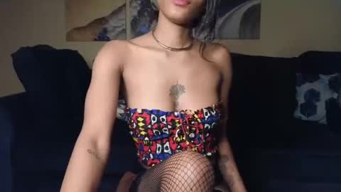 Lilly online show from December 27, 1:07 pm