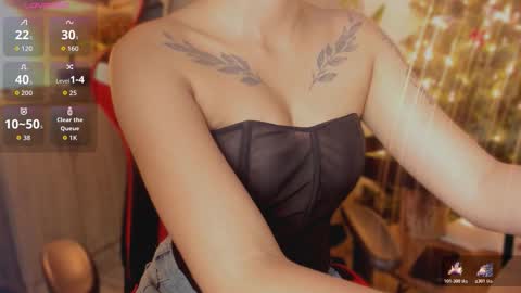 Snapshot of nice_day_ chatting on December 18, 10:10 am day online show from December 18, 10:10 am