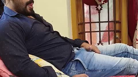 Robin online show from November 17, 5:57 am