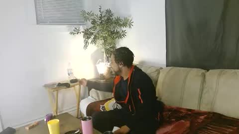 NICE AND SAVVY online show from December 21, 5:36 am