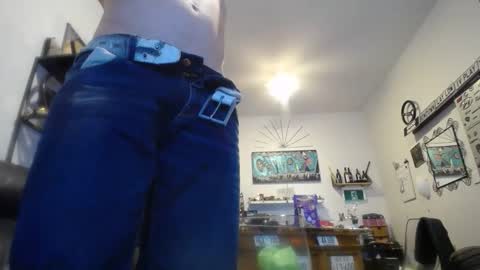 Snapshot of niceasscammo69 chatting on September 27, 8:08 am niceasscammo69 online show from September 27, 8:08 am