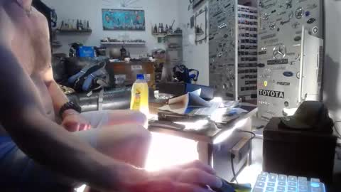 Snapshot of niceasscammo69 chatting on October 6, 1:08 pm niceasscammo69 online show from October 6, 1:08 pm