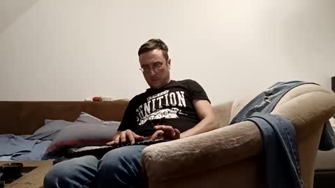 Snapshot of nicefuck0077 chatting on December 26, 2:12 am nicefuck0077 online show from December 26, 2:12 am