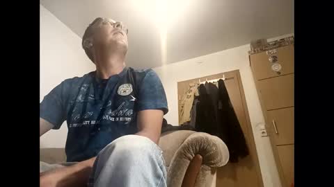 Snapshot of nicefuck0077 chatting on October 18, 1:30 am nicefuck0077 online show from October 18, 1:30 am