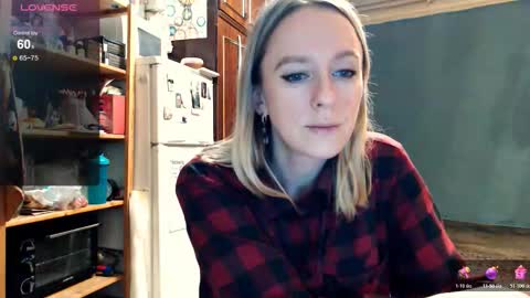 Kathrine online show from October 31, 7:04 pm