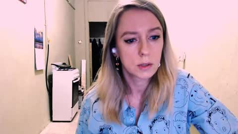 Kathrine online show from April 17, 8:01 pm