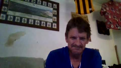 Snapshot of niceozziecockxxx chatting on November 14, 2:43 am Sexiishaine online show from November 14, 2:43 am