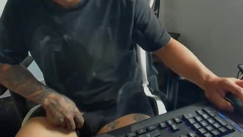 Snapshot of nicepussyandcock chatting on October 20, 6:41 pm Camila And Steeven online show from October 20, 6:41 pm