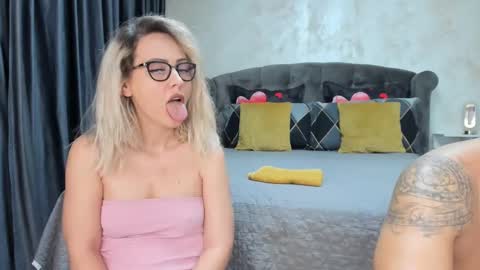 Sophie online show from February 14, 7:59 am