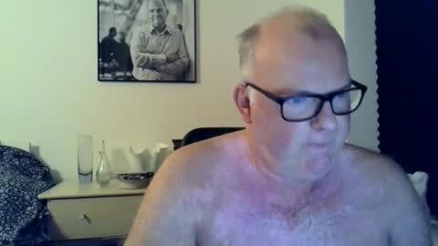 nicexxdane online show from December 7, 5:37 am