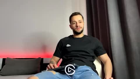 Snapshot of nicholassx chatting on March 1, 12:34 pm Nicholassx online show from March 1, 12:34 pm